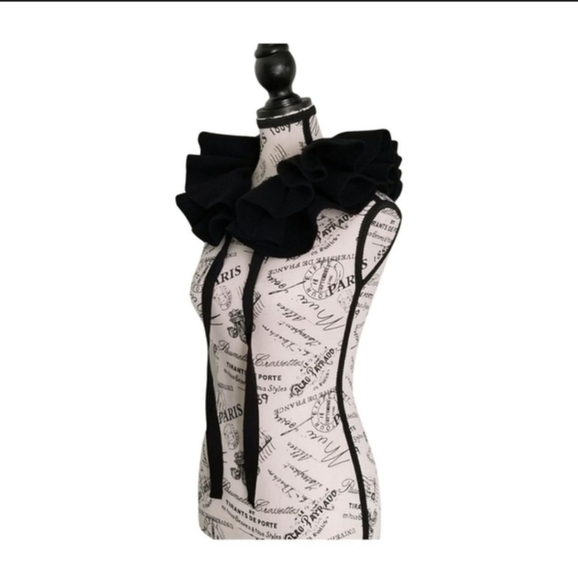Indies Vamp Avant Garde Black Wool Ruffle Collar - Picture 5 of 8